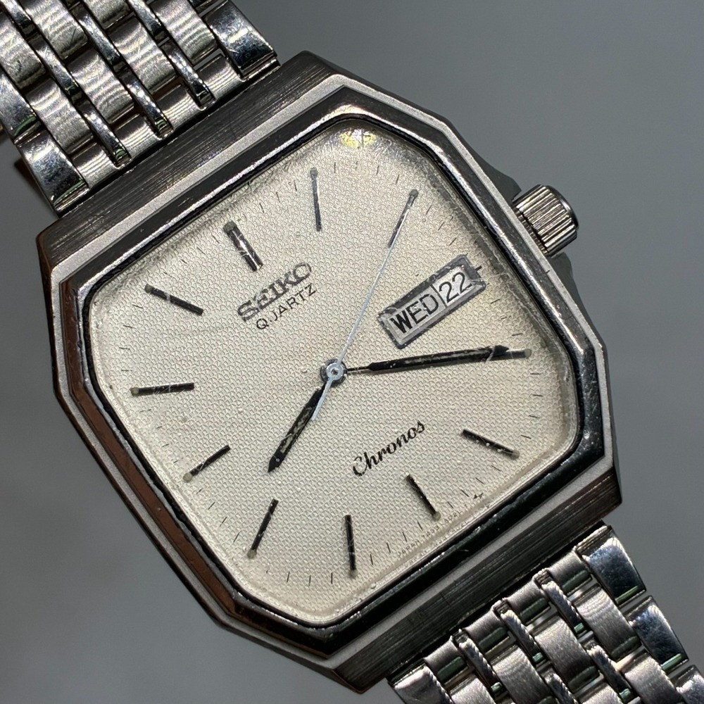 Vintage Seiko Chronos 7433-5010 Men's Watch 32mm Octagon White Dial